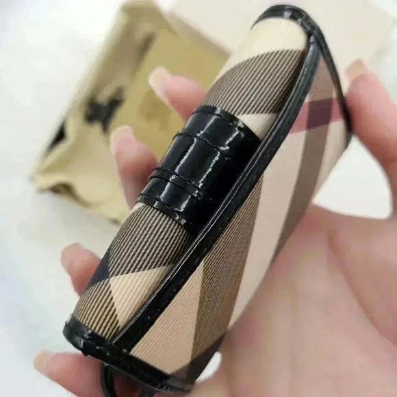 Burberry  Multi Nova Check Key Holder - Picture 5 of 16